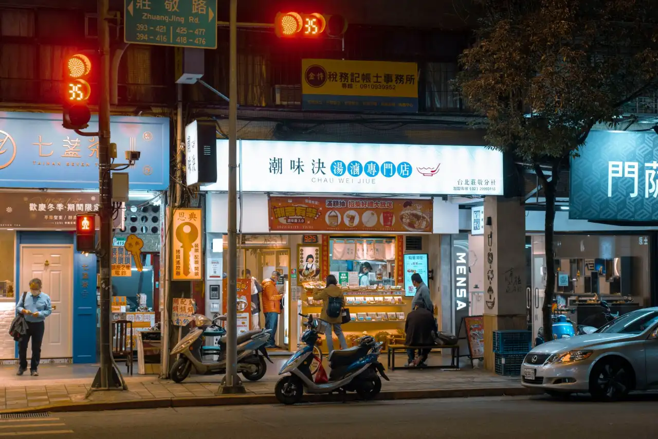 数字营销效果分析报告如何驱动广告投放ROI提升——广州品牌实践观察