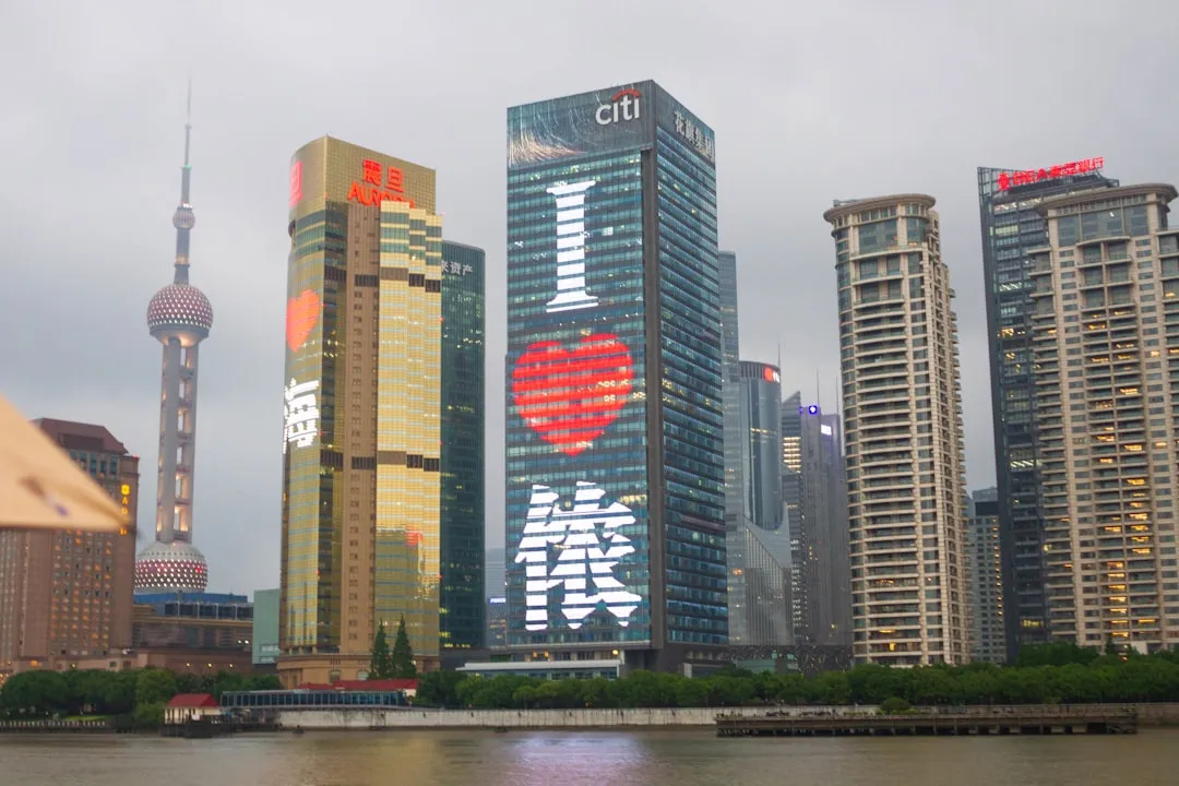 2024年华南品牌广告投放ROI分析报告撰写指南与优化建议